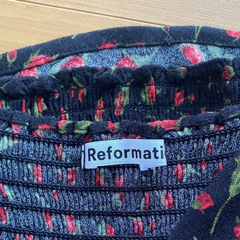 Reformation Reign Top Mina Size 2 Long Sleeve Floral Smocked Stretch - Picture 4 of 5